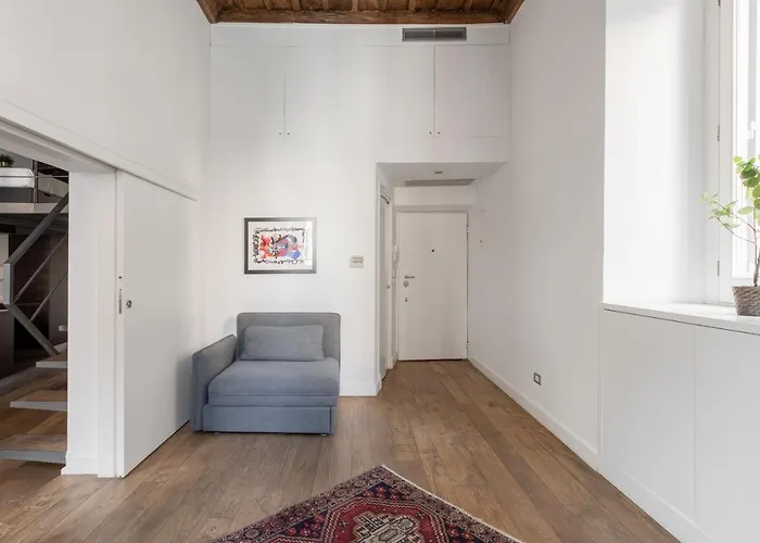 Iflat Art In The Heart Of Apartment